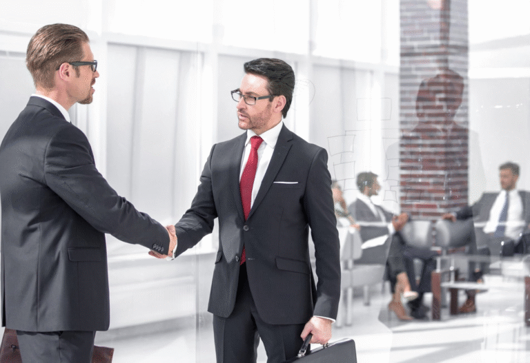 5 Benefits of Choosing the Right Products for Large Retail Buyers